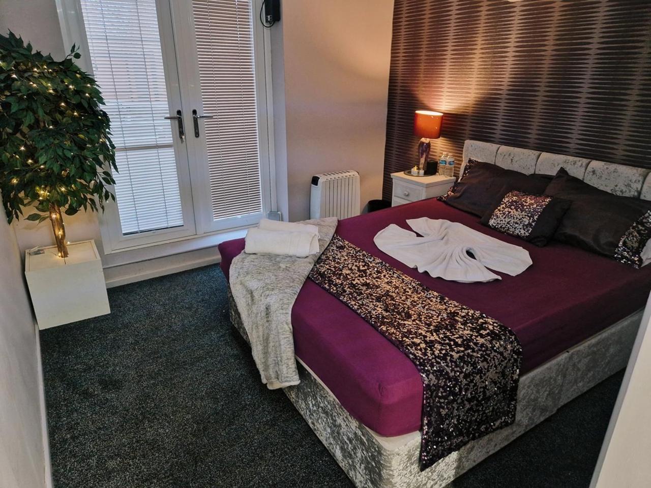 The Ivy Garden Suite (Adults Only) Handsworth 外观 照片